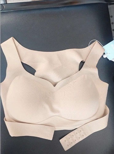 Mei L.'s Posture Perfect bra review